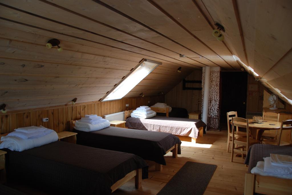 Avinurme Hostel Quarto foto